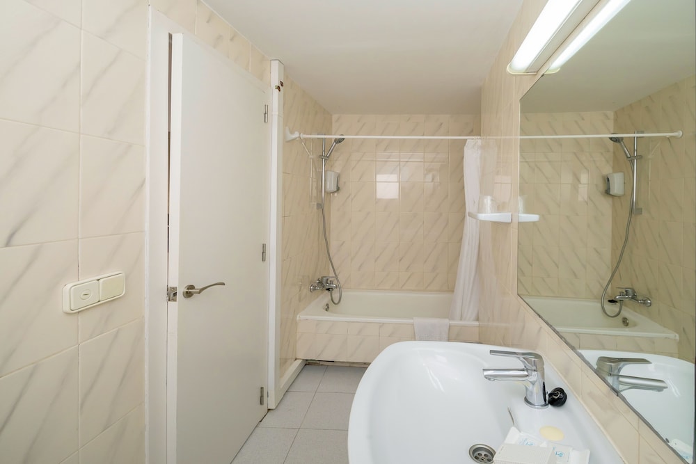 Basic Double Room - Photo 5