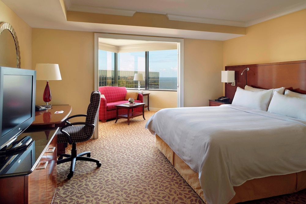 Concierge Room, Executive Suite, 1 Bedroom - Photo 3