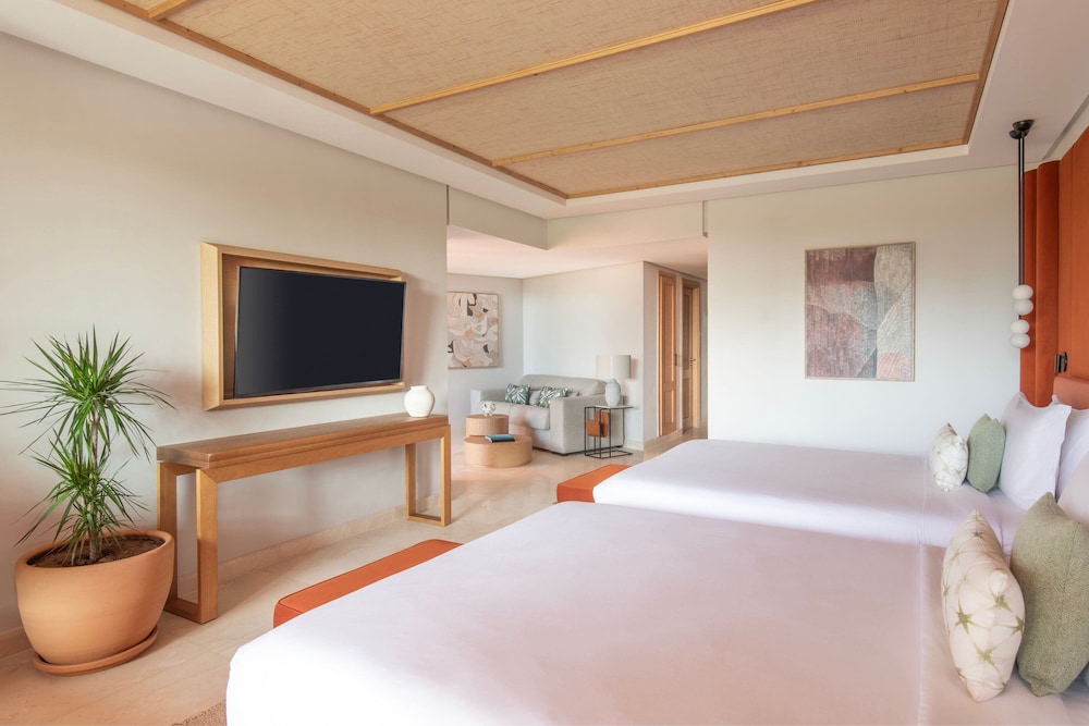 Family Room, 2 Double Beds, Garden View