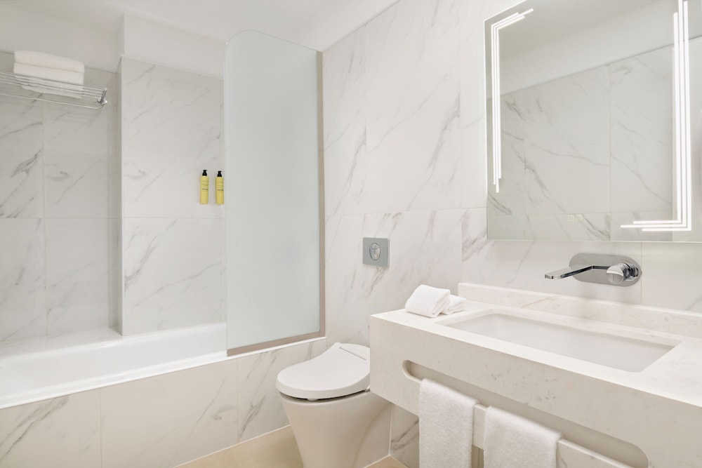 Apartment, 4 Bedrooms, City View - Photo 11