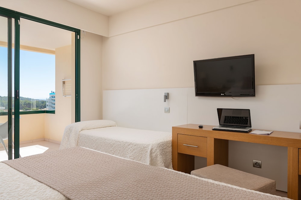 Double Room, Balcony - Photo 4
