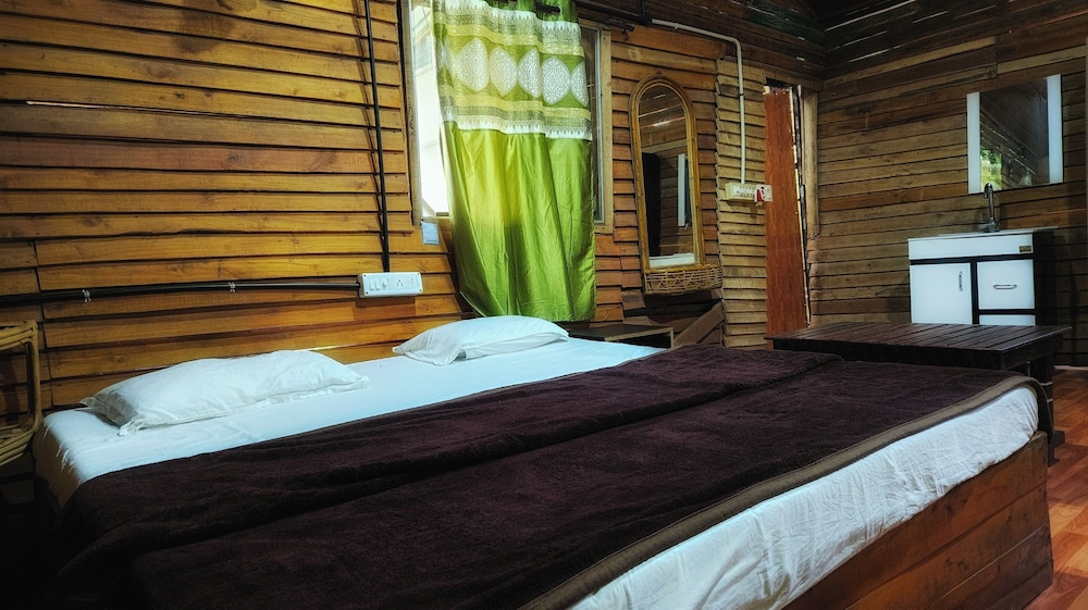 Deluxe Cottage photo 2