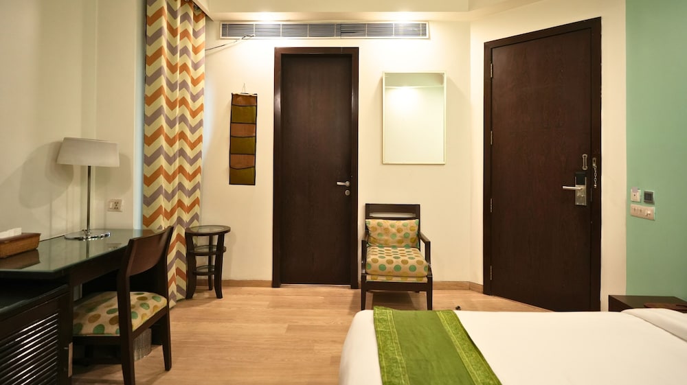 Deluxe Double or Twin Room - Photo 14