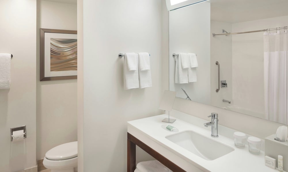 Room, 2 Double Beds (Mobility Accessible, Tub) photo 3