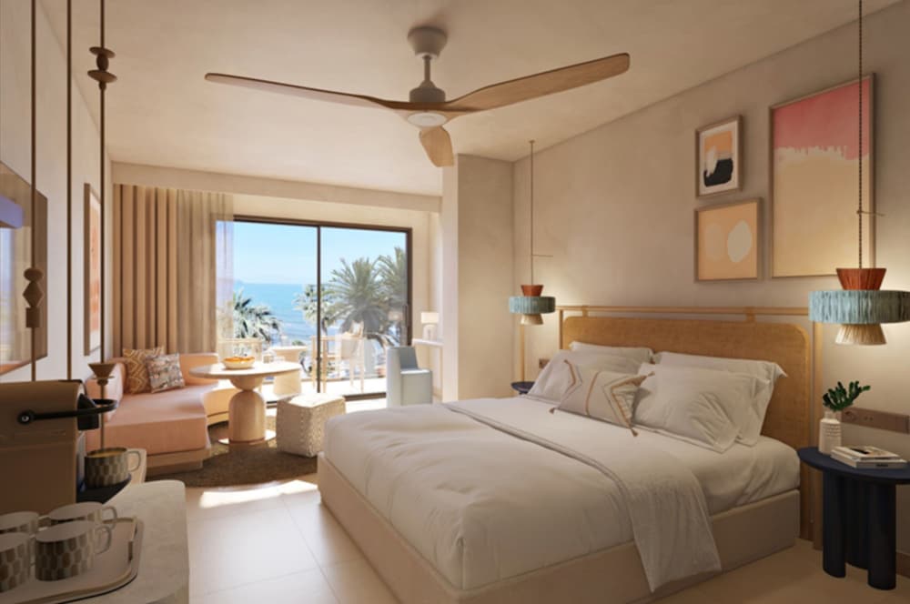 Superior Room, 1 King Bed, Balcony, Sea View photo 2