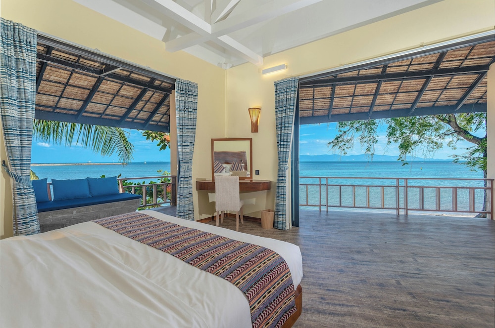 Beachfront 2 bedroom villa - Photo 12
