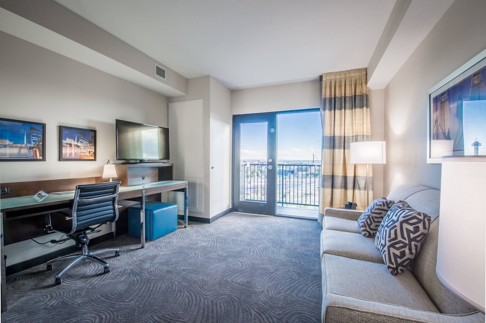 Suite, Multiple Beds, Balcony - Photo 1