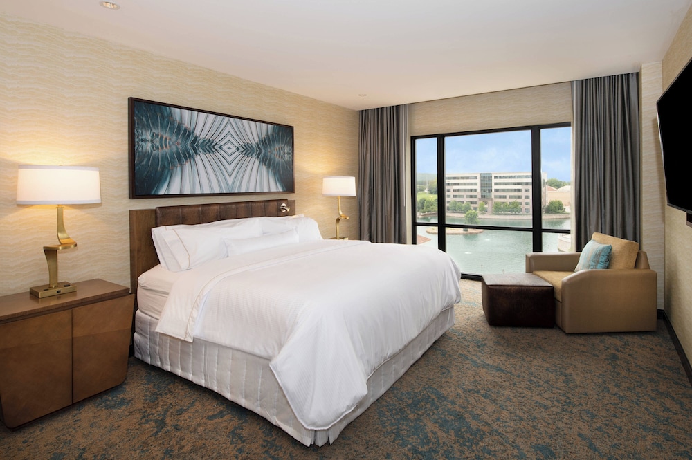 Executive Suite, 2 Bedrooms - Photo 5