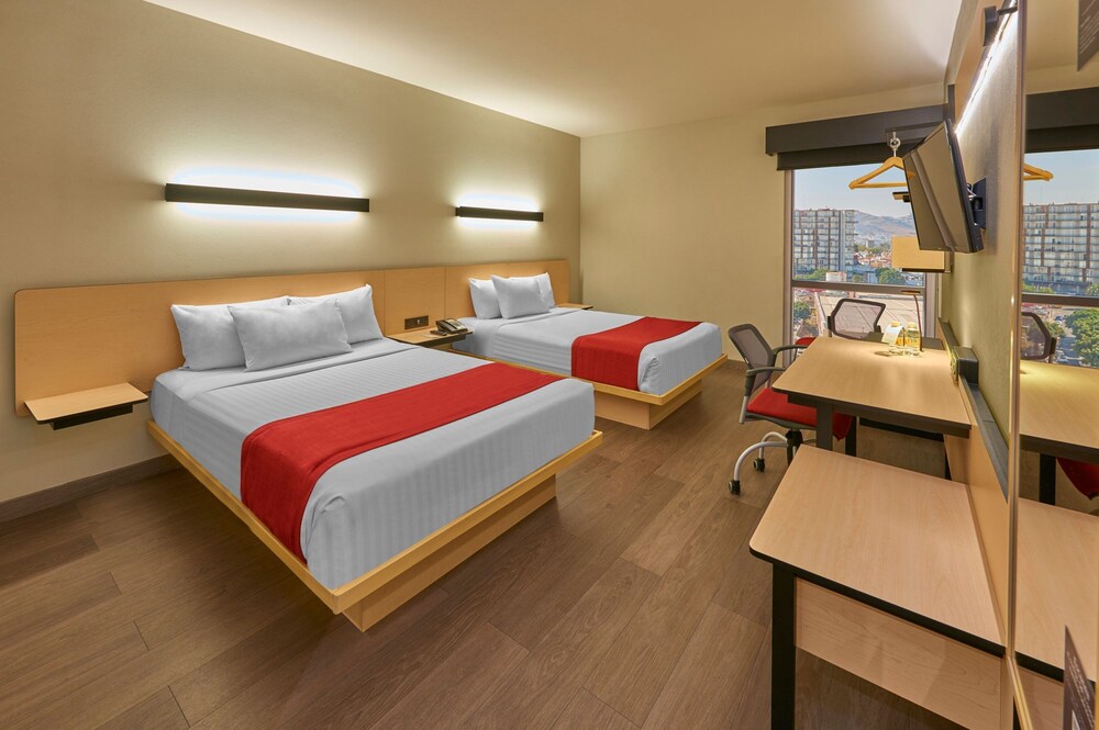 Room, 2 Double Beds photo 1