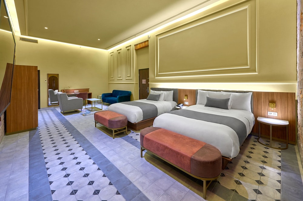 Suite, 2 Double Beds