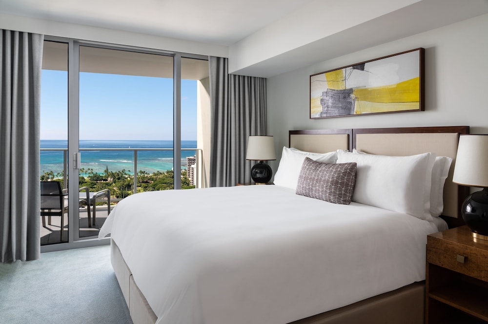The Ritz-Carlton Residences, Waikiki Beach Hotel: Grand Suite, 3 Bedrooms, Ocean View photo