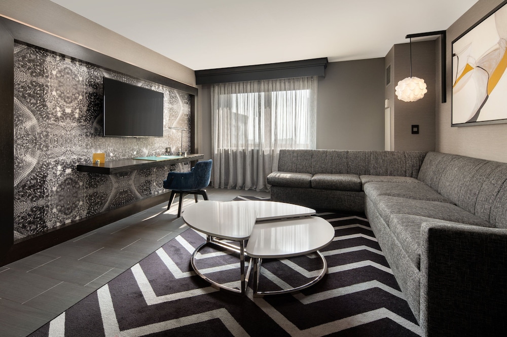 Clancy Chic Suite, 1 Bedroom (Hearing Accessible)