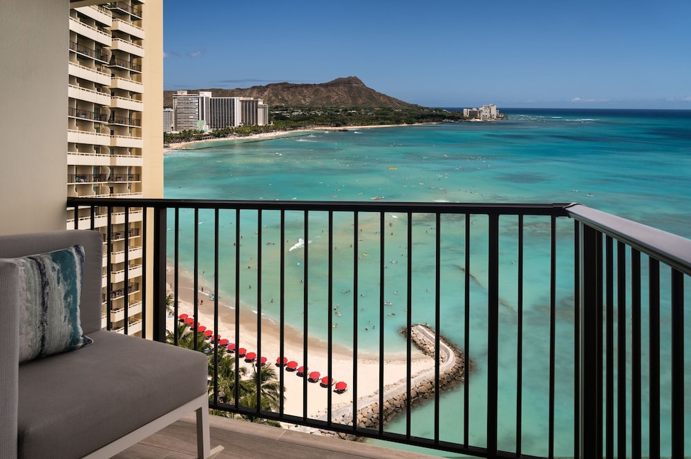 Suite, 2 Bedrooms, Oceanfront (Ohana Suite) thumbnail 5