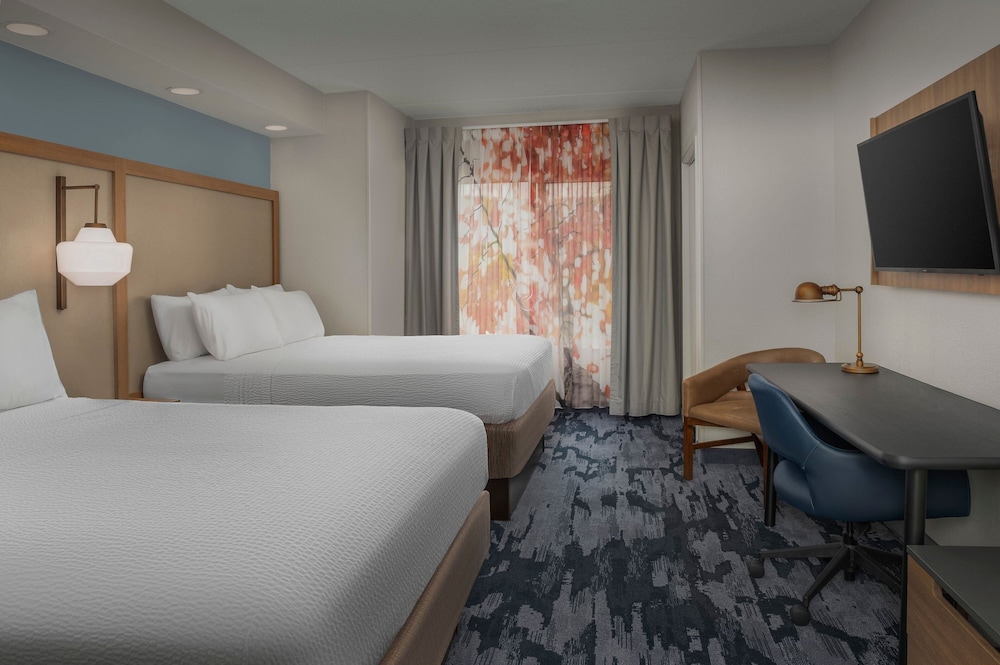 Standard Room, 2 Queen Beds (Mobility/Hearing Accessible, Tub) photo 1