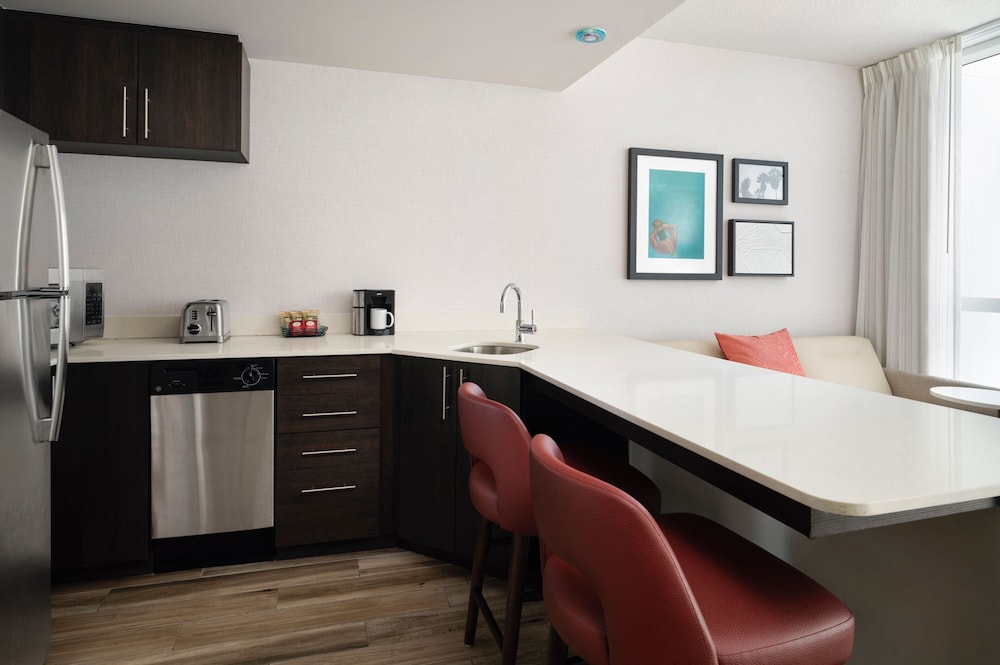 Suite, 1 King Bed With Sofa Bed (Mobility Accessible, Roll-In Shower)