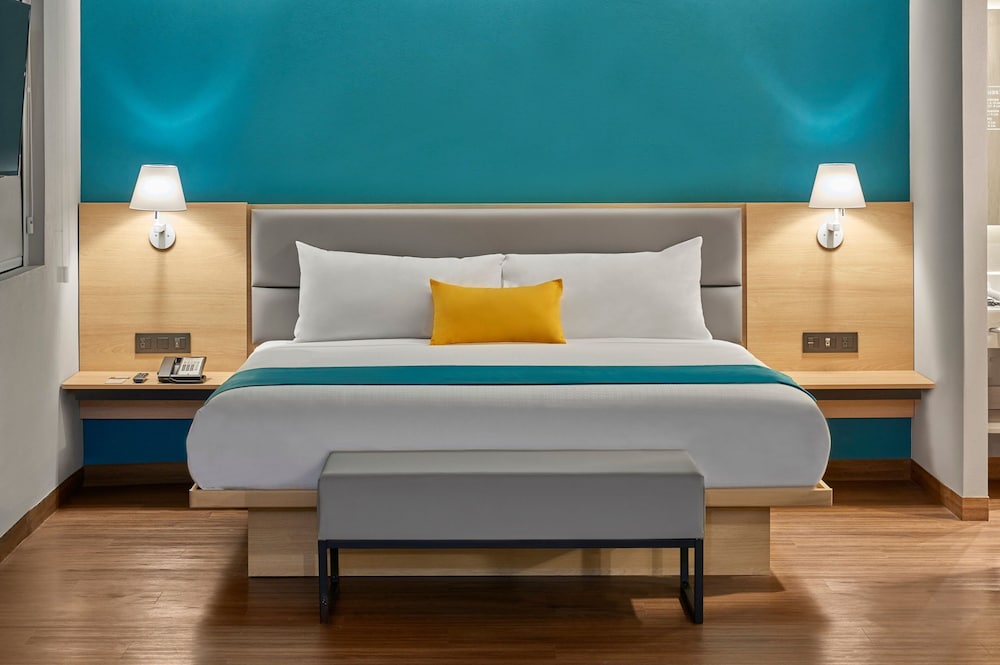 Suite, 2 Double Beds, Non Smoking photo 2