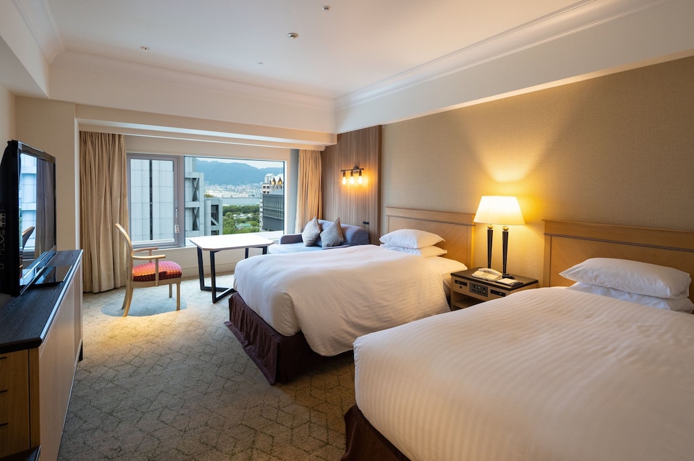 Deluxe Room, 1 Twin Bed, Mountain View - Photo 1