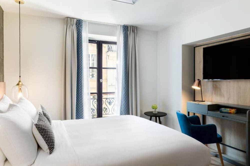 Room, 1 Queen Bed photo 1