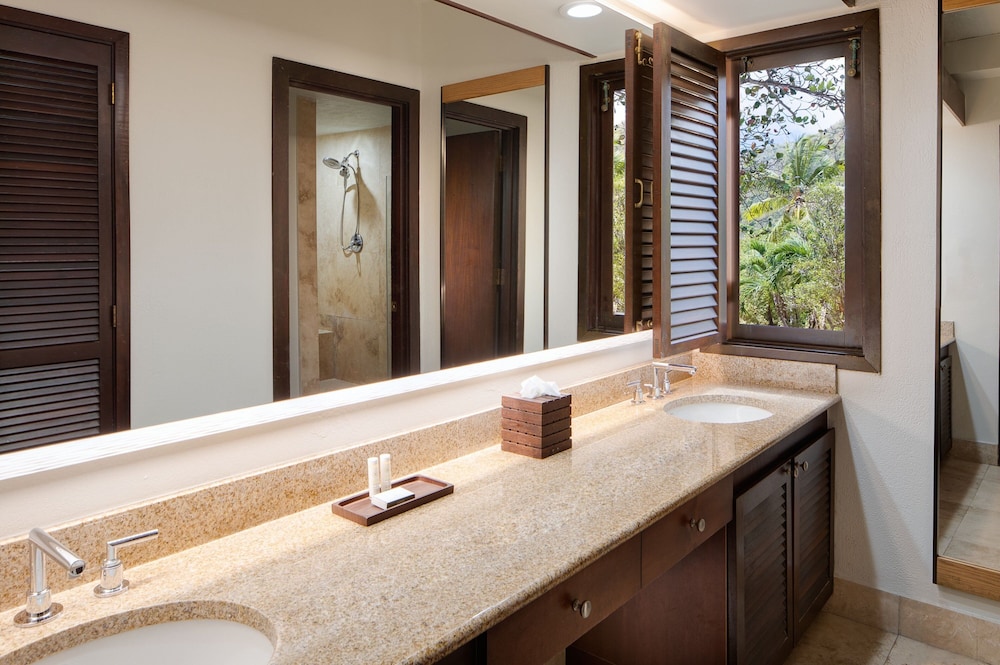 Junior Suite, 2 Double Beds, Ocean View (Kitchenette) photo 3