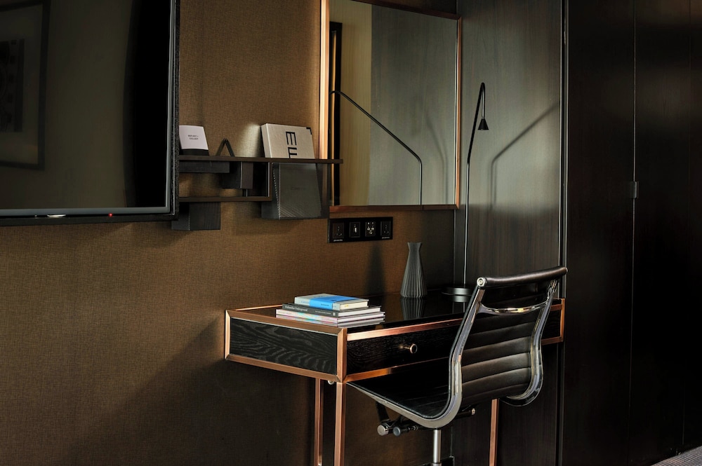Room, 2 Twin Beds (View)