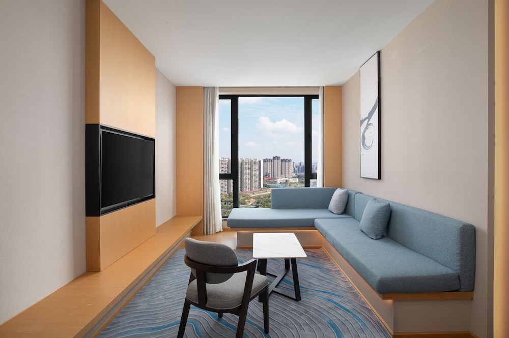 Business Suite, 1 King Bed