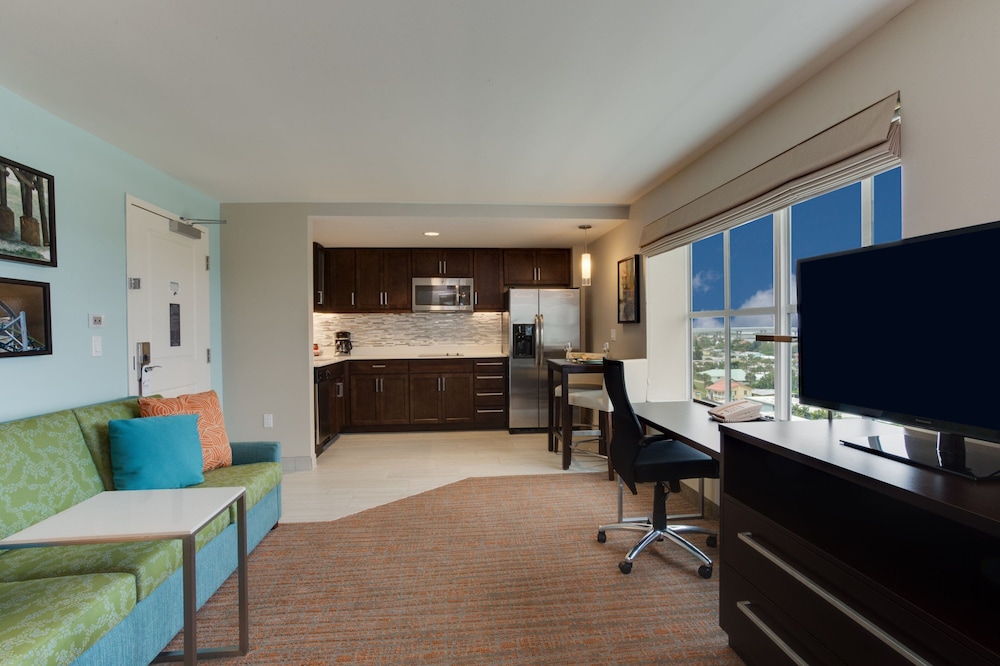 Room, 1 King Bed, Balcony