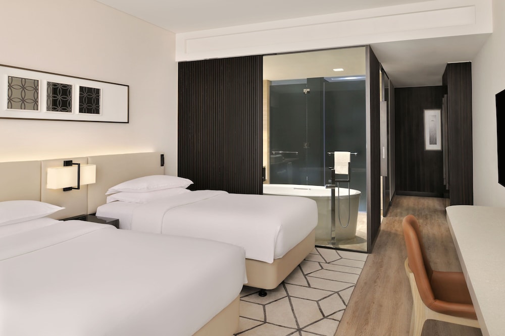 Family Room, Multiple Beds