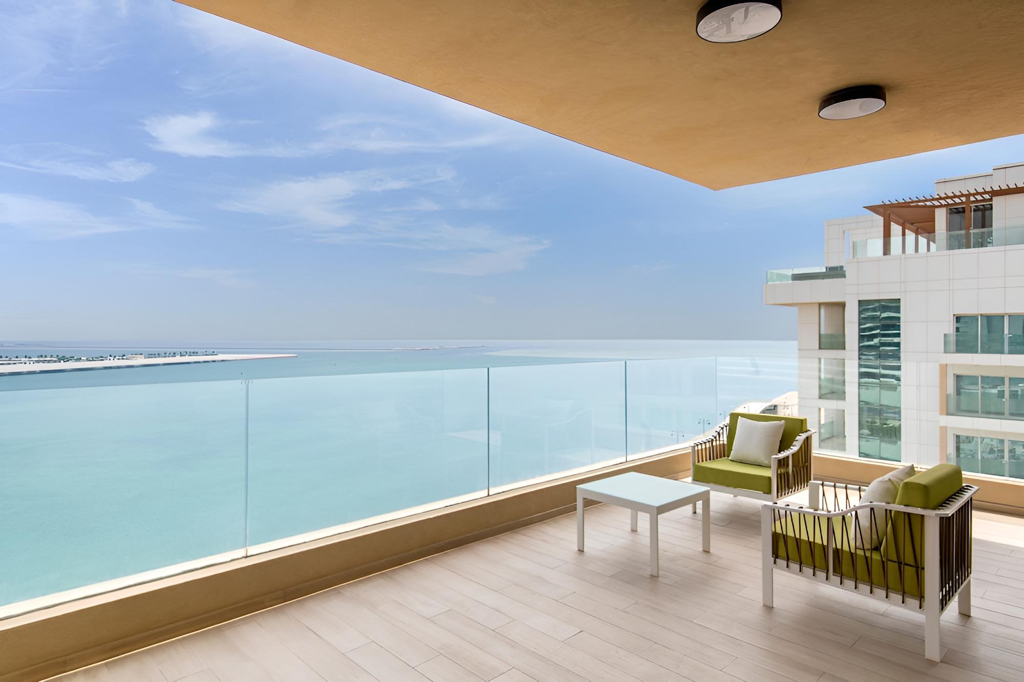 Suite, 2 Bedrooms, Balcony (Sea View) - Photo 4