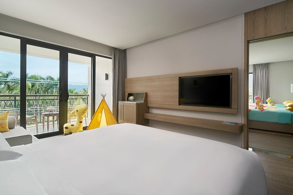 Family Room, 1 Double Bed, Balcony photo 3