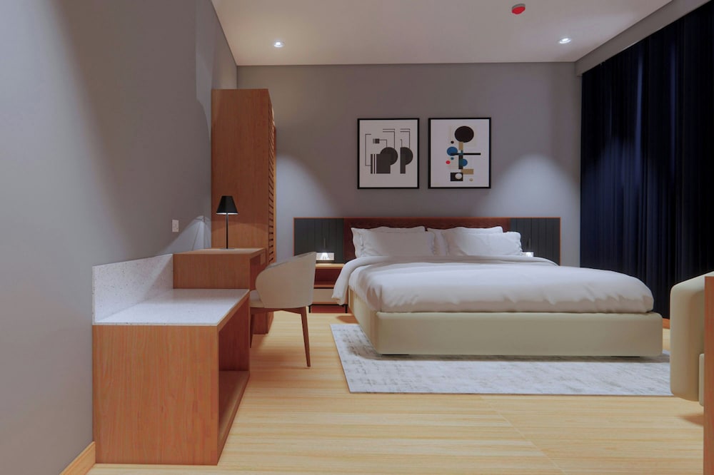 Deluxe Suite, 1 Bedroom, Balcony, River View