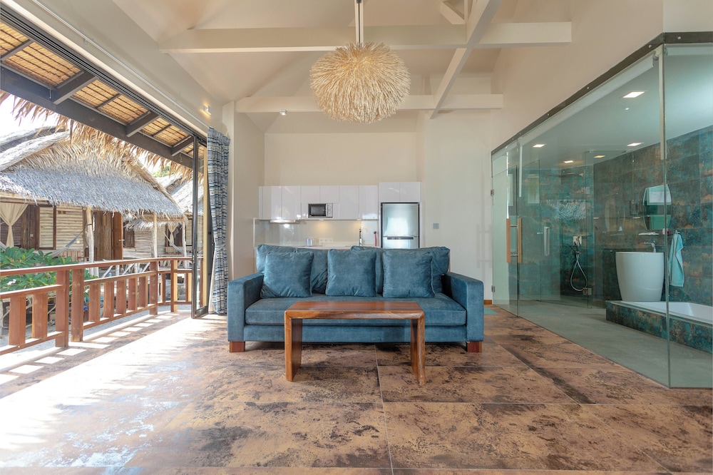 Beachfront 1 bedroom Villa - Photo 26