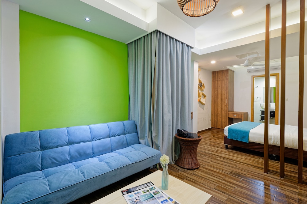 Deluxe Suite with Complimentary Transfer photo 1
