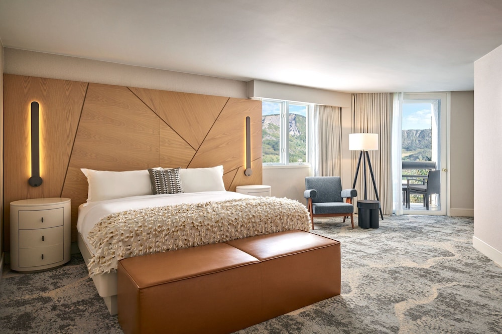 Grand Room, 2 Bedrooms, Mountain View - Photo 6