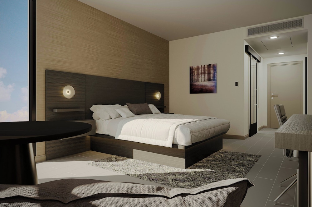 Deluxe Room, 1 King Bed, Corner