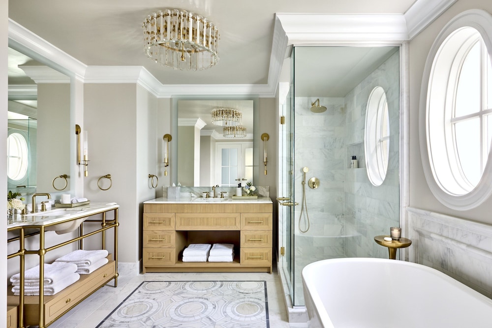 Ritz-Carlton 3-Bedroom, Club Access - Photo 14