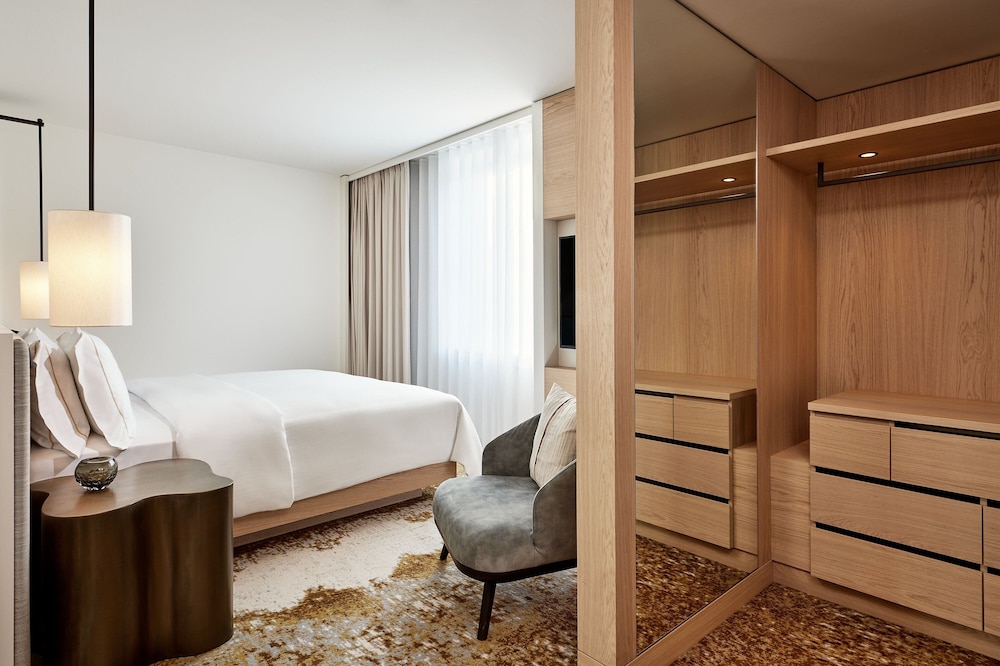 Westin, Grand Suite, 1 Bedroom - Photo 6