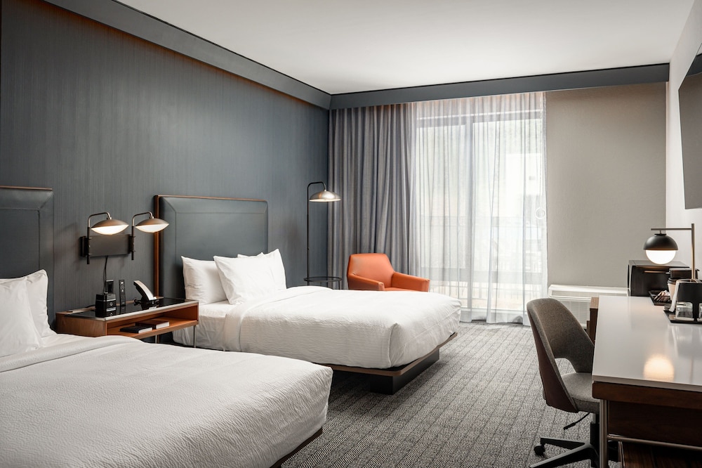 Standard Room, 2 Queen Beds (Hearing Accessible)