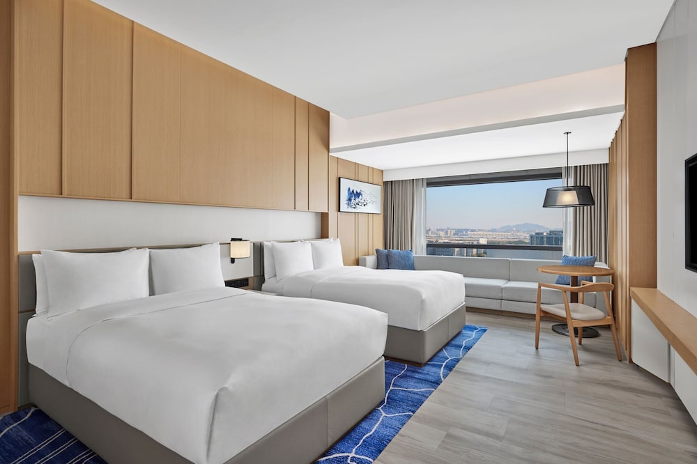 Executive Room, 2 Double Beds, Sea View - Photo 4