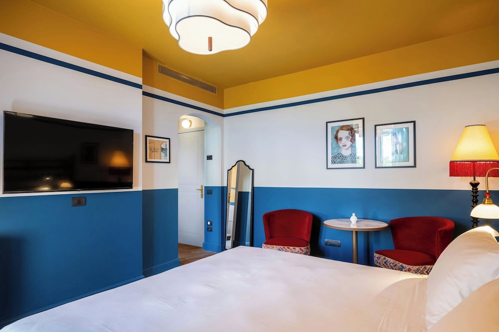 Classic Room, 1 King Bed - Photo 1