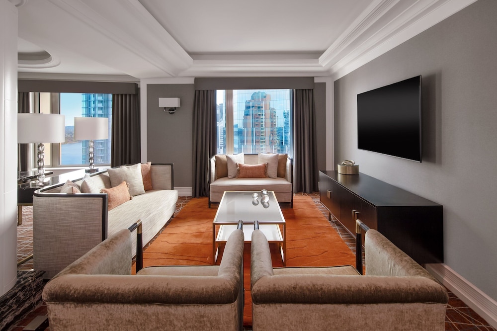 Presidential Suite, 1 Bedroom thumbnail 6