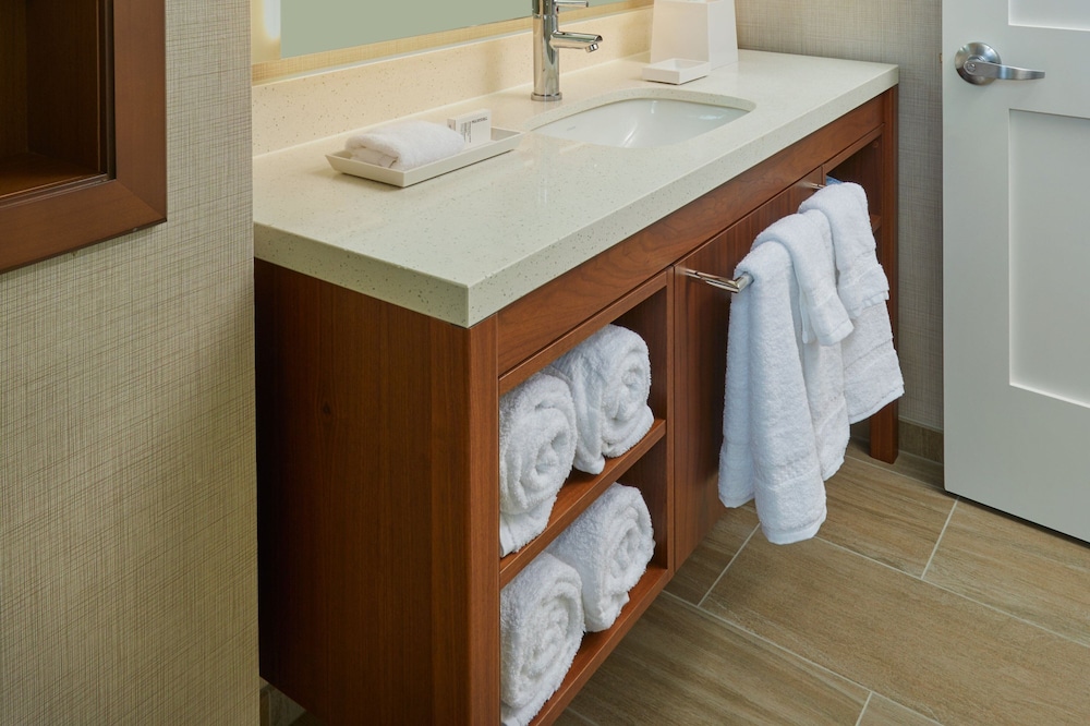 Studio Suite, 1 Bedroom - Photo 5