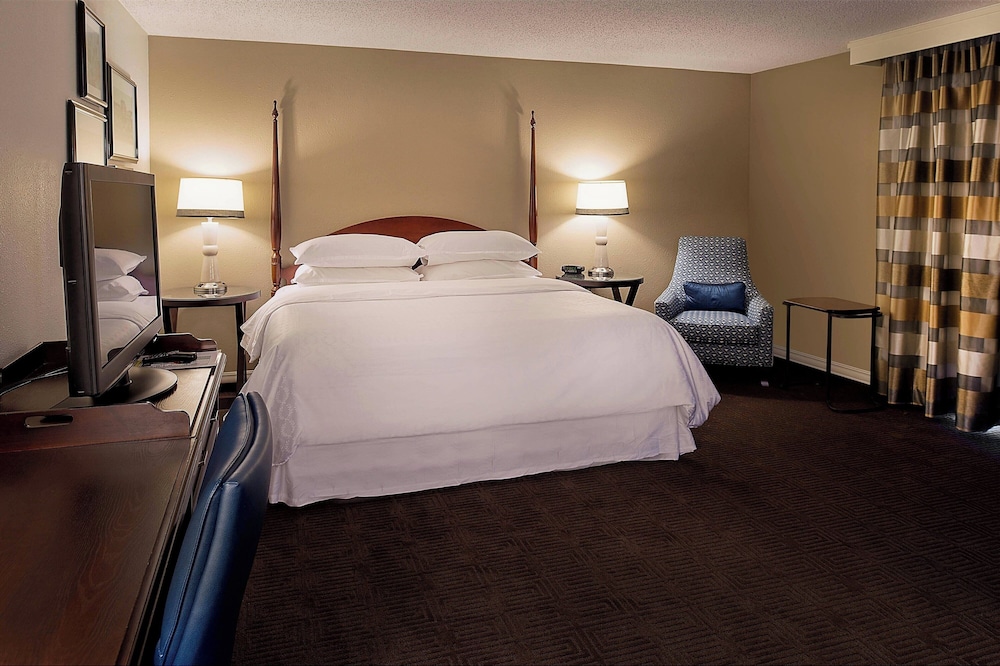 Chalet, 1 King Bed - Photo 4
