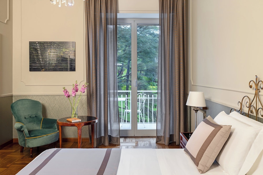 Premium Room, Balcony, Park View