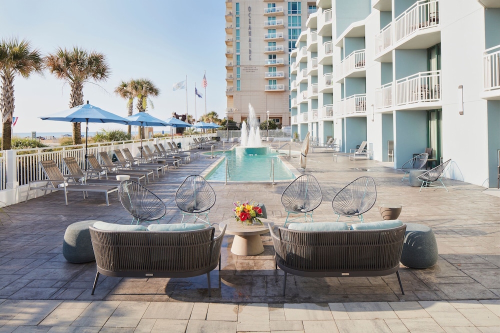 Suite, 1 Bedroom, Balcony, Pool View - Photo 5