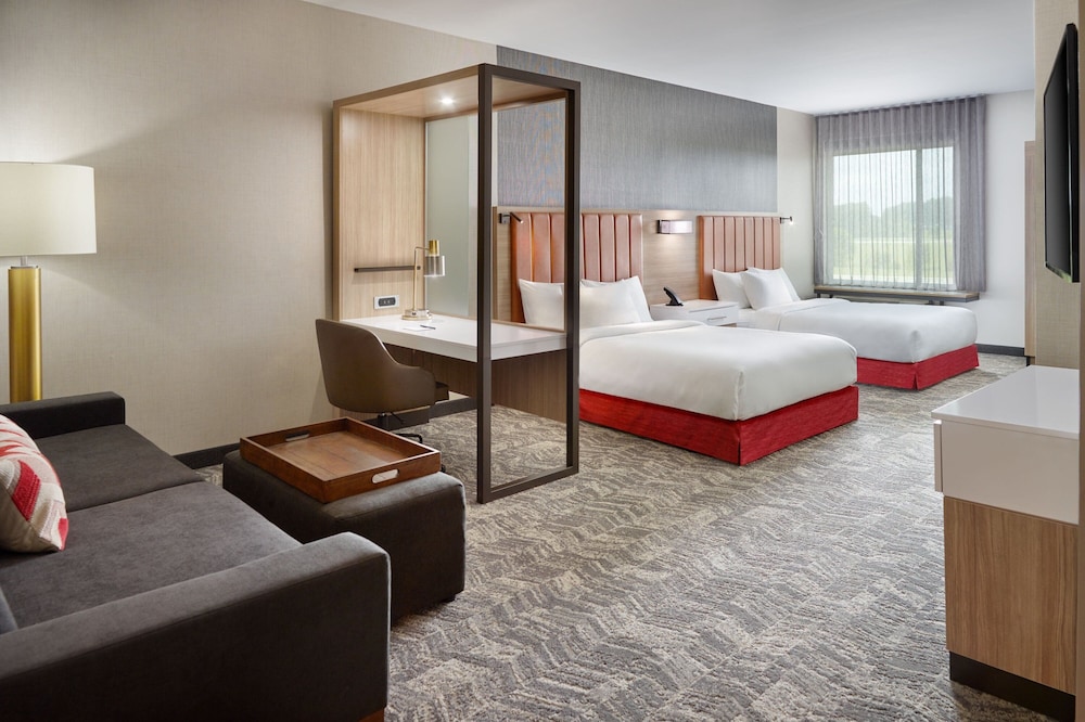 Suite, Multiple Beds - Photo 1