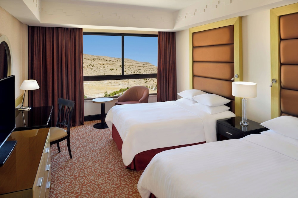 Premium Room, 2 Twin Beds, Valley View - Photo 3