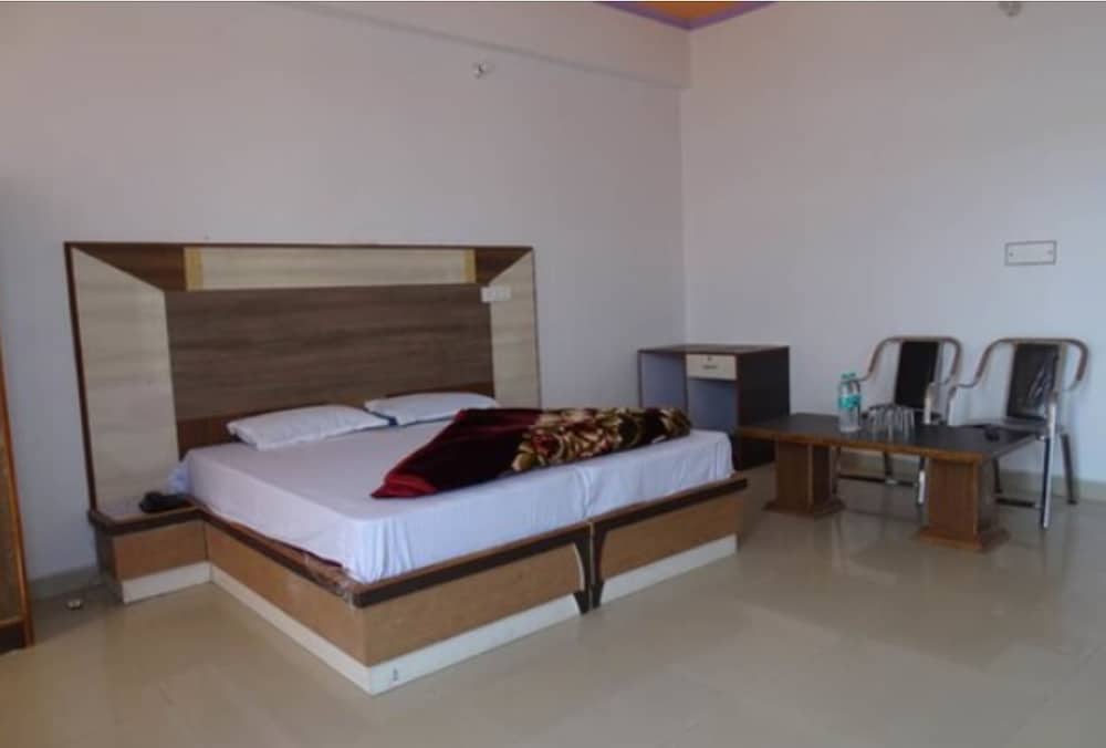 Deluxe Room - Photo 1