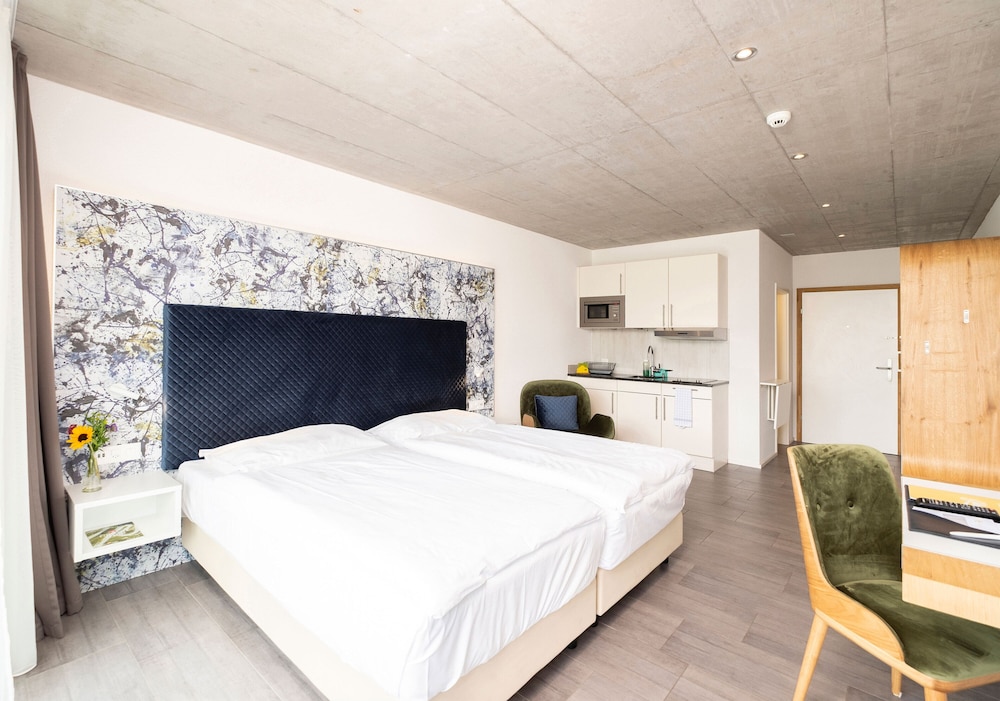 Apartment, Kitchenette