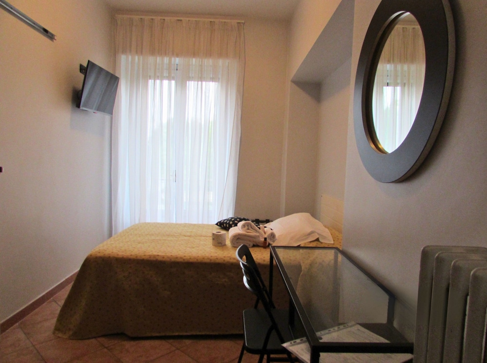 Superior Single Room