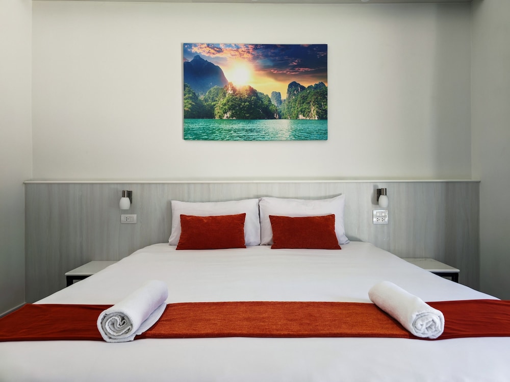 Superior Double or Twin Room - Photo 12